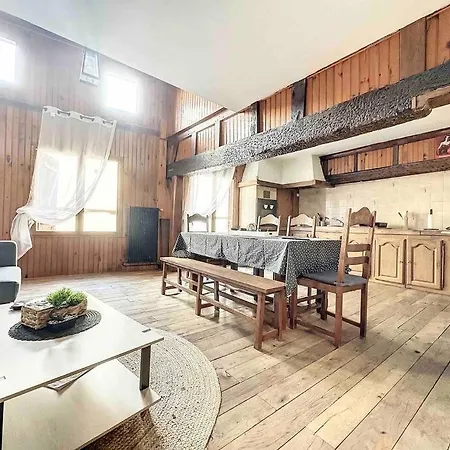 L'escale « 4/6 Personnes » Proche Centre Apartmán